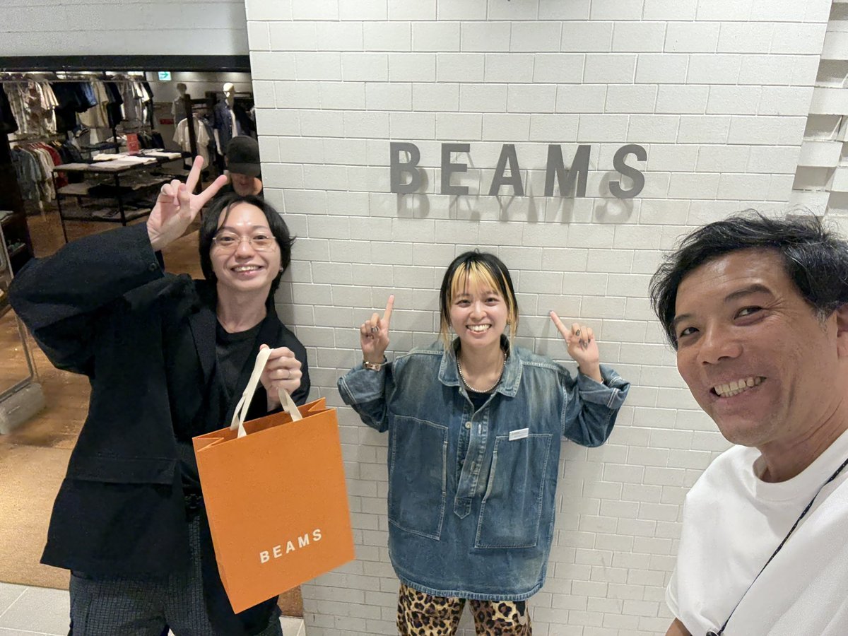 take4808's tweet image. 今日も今日とて
#BEAMS
#ebisu
#shinjuku
#3枚目は前の上げ忘れw
#夏服セールでGET