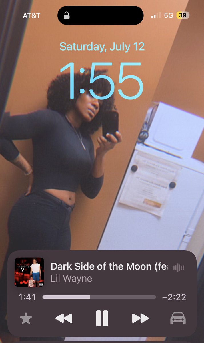 Vontenai's tweet image. βDark Side of the Moonβ is my SONGGGGG!!!β¦ Sing Onika, sing!!!β¦ πππ Geesh!!! @NICKIMINAJ β€οΈπ₯°β€οΈ