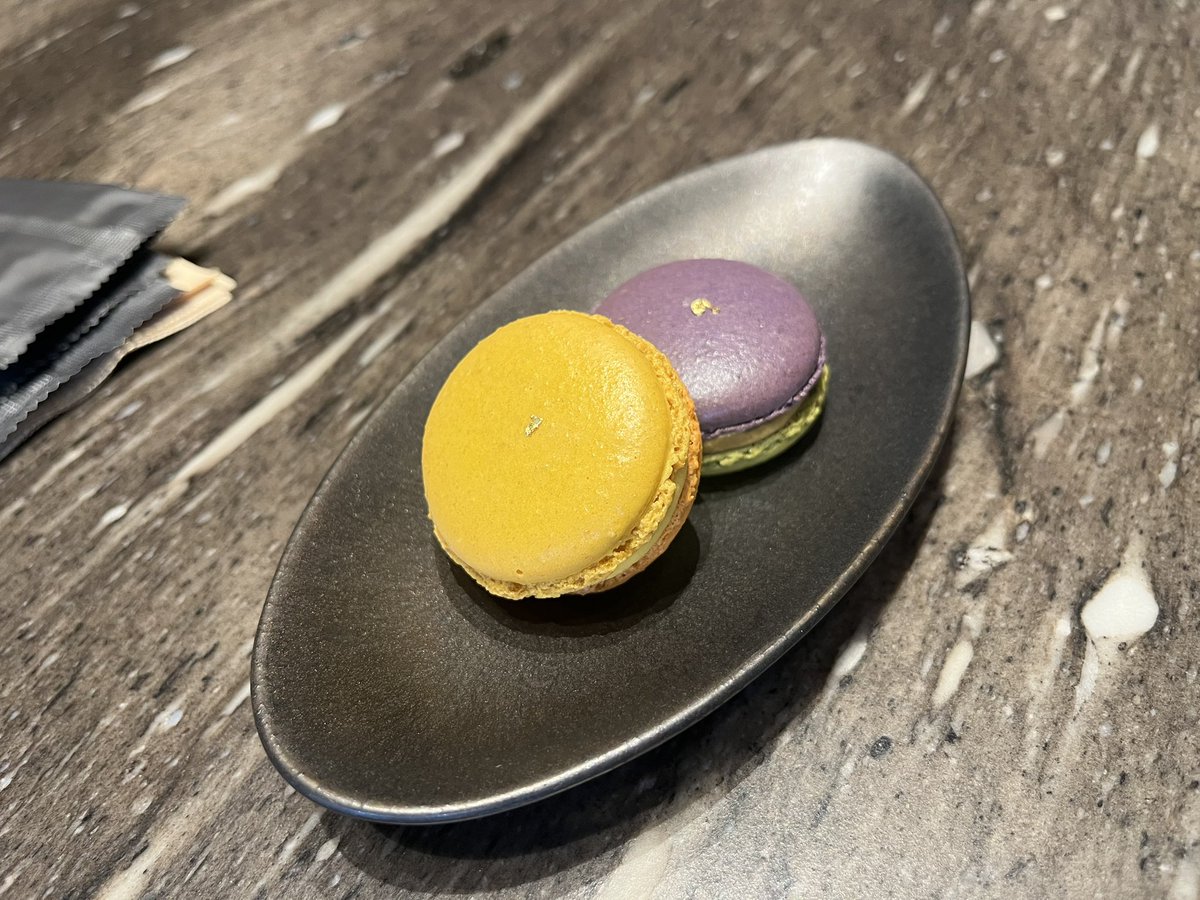 마카롱 맛집이 맞네