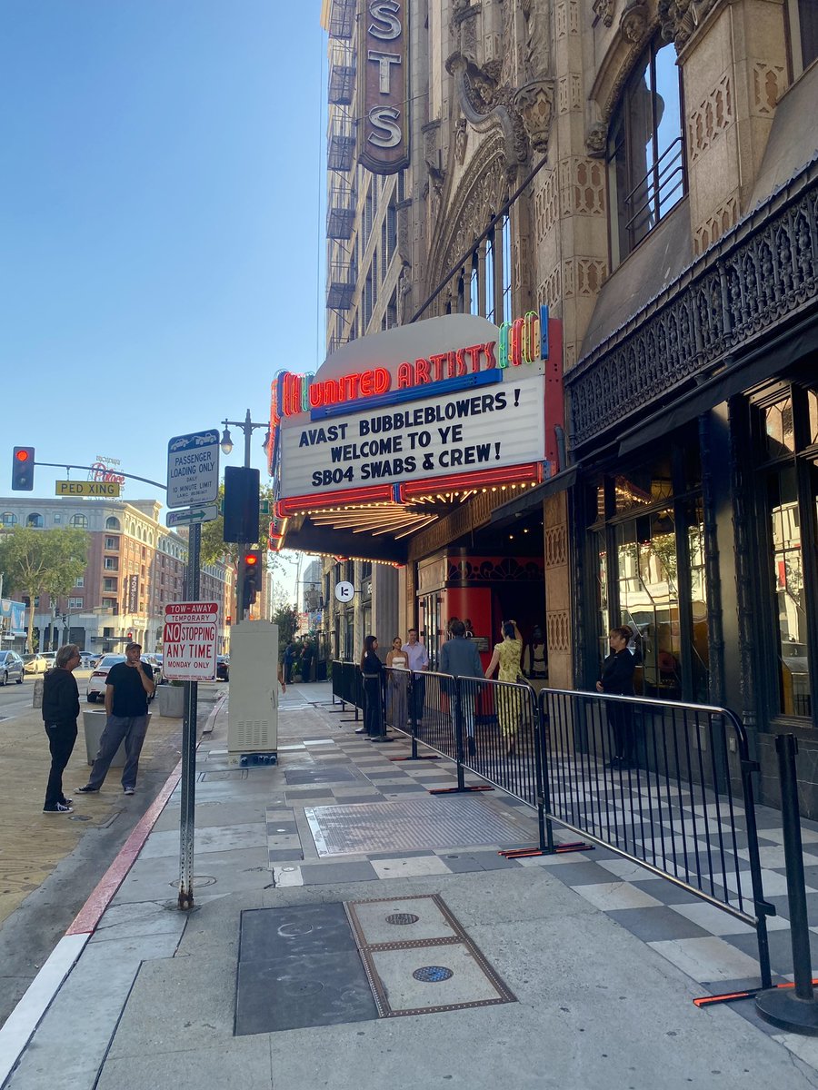 meganroseruiz's tweet image. I only got one photo from the SpongeBob 4 wrap party!! The movie was incredible! I’ve never seen a better translation from visdev to screen before. Y’all are going to love it 🧽🧽🧽