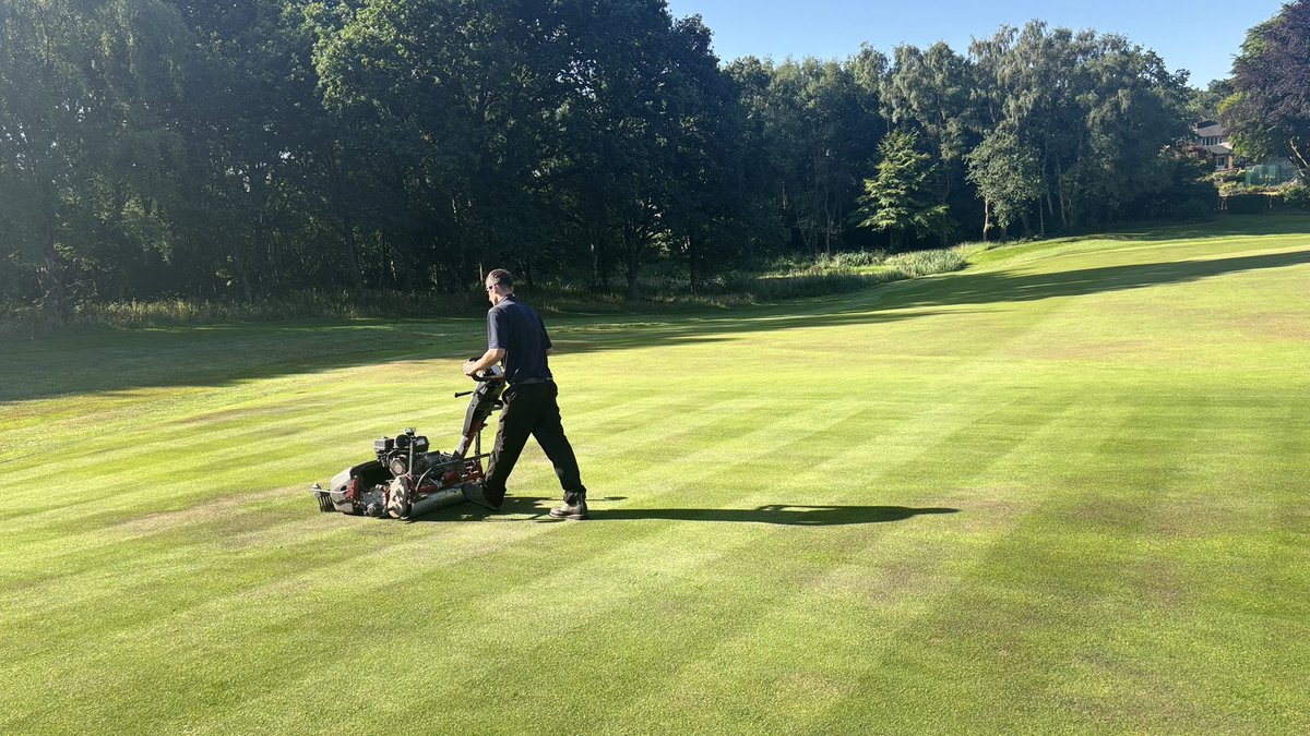 A busy morning of set up ahead of Presidents Day ☀️ 

Another stunning day and we hope that everyone enjoy it. 

#PrestburyGC #northwest #golf #summervibes☀️ #heatwave