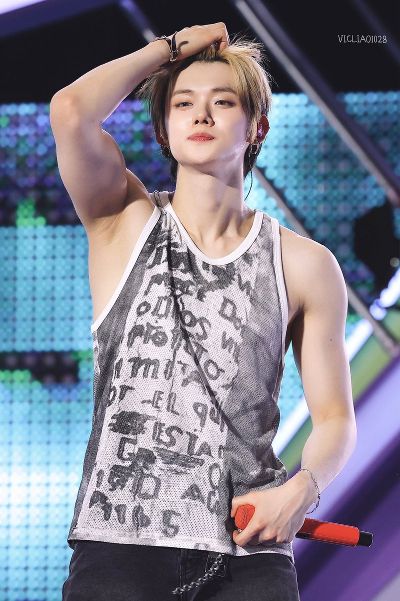 allaboutyeonjun's tweet image. no thoughts, just this yeonjun