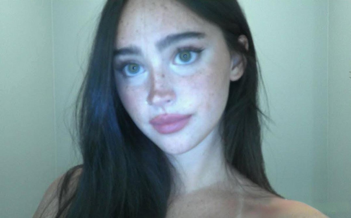 One more 🙎🏻‍♀️