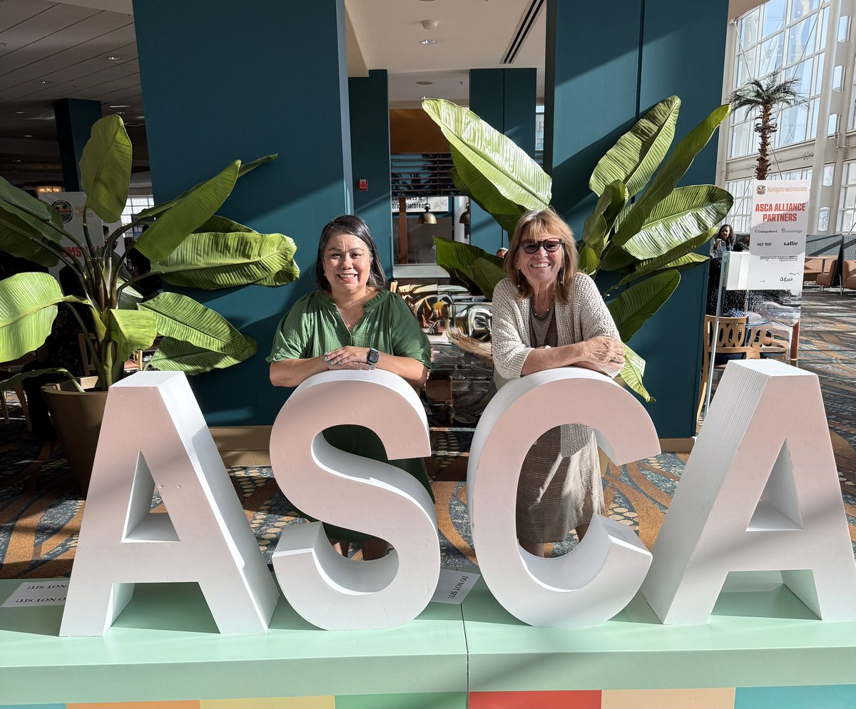 🌟 Inspired by #ASCATrainerpalooza! 🌟
Honored to be part of a movement driving growth &amp; excellence in school counseling. 💬📚
Together we’re shaping brighter futures—one student, one program at a time. 💪❤️
#ASCA2025 #SchoolCounseling #StudentSuccess #NationalModel