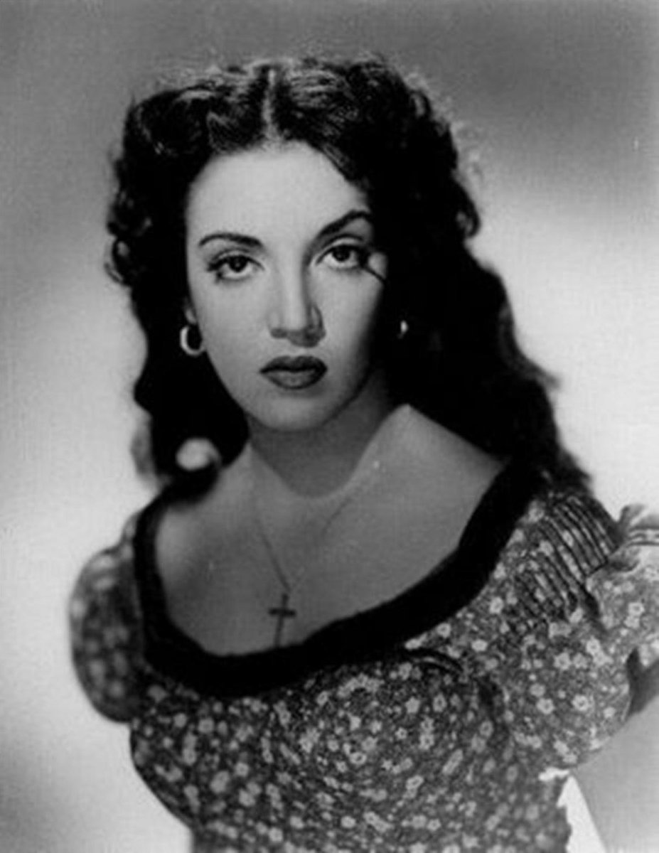 El 5 de julio se cumplieron 23 años del fallecimiento de Katy Jurado, primera actriz latina nominada al Oscar. Comenzó su carrera en 1943 participando en la película mexicana "No matarás". Además actuó en películas como "El rostro impenetrable" y "A la hora señalada", entre otras