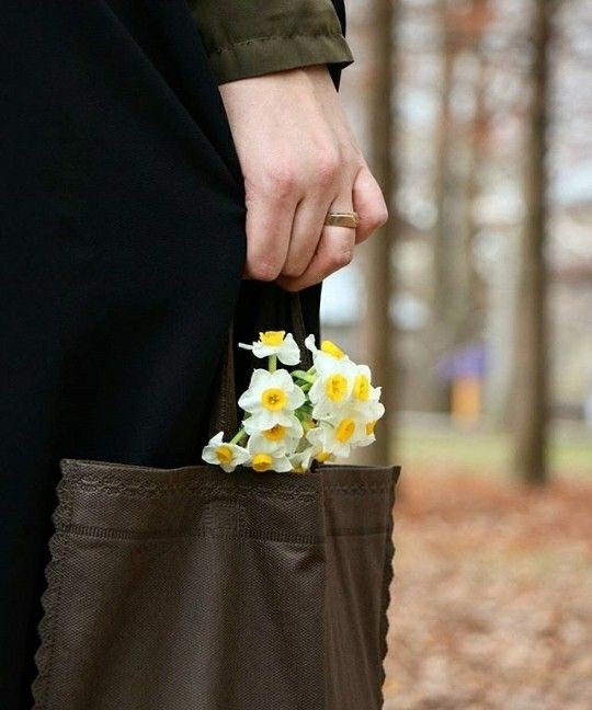 "Birinin, insanlardaki iyiye inanma nedeni ol .."

صباح الخير '💌🌱