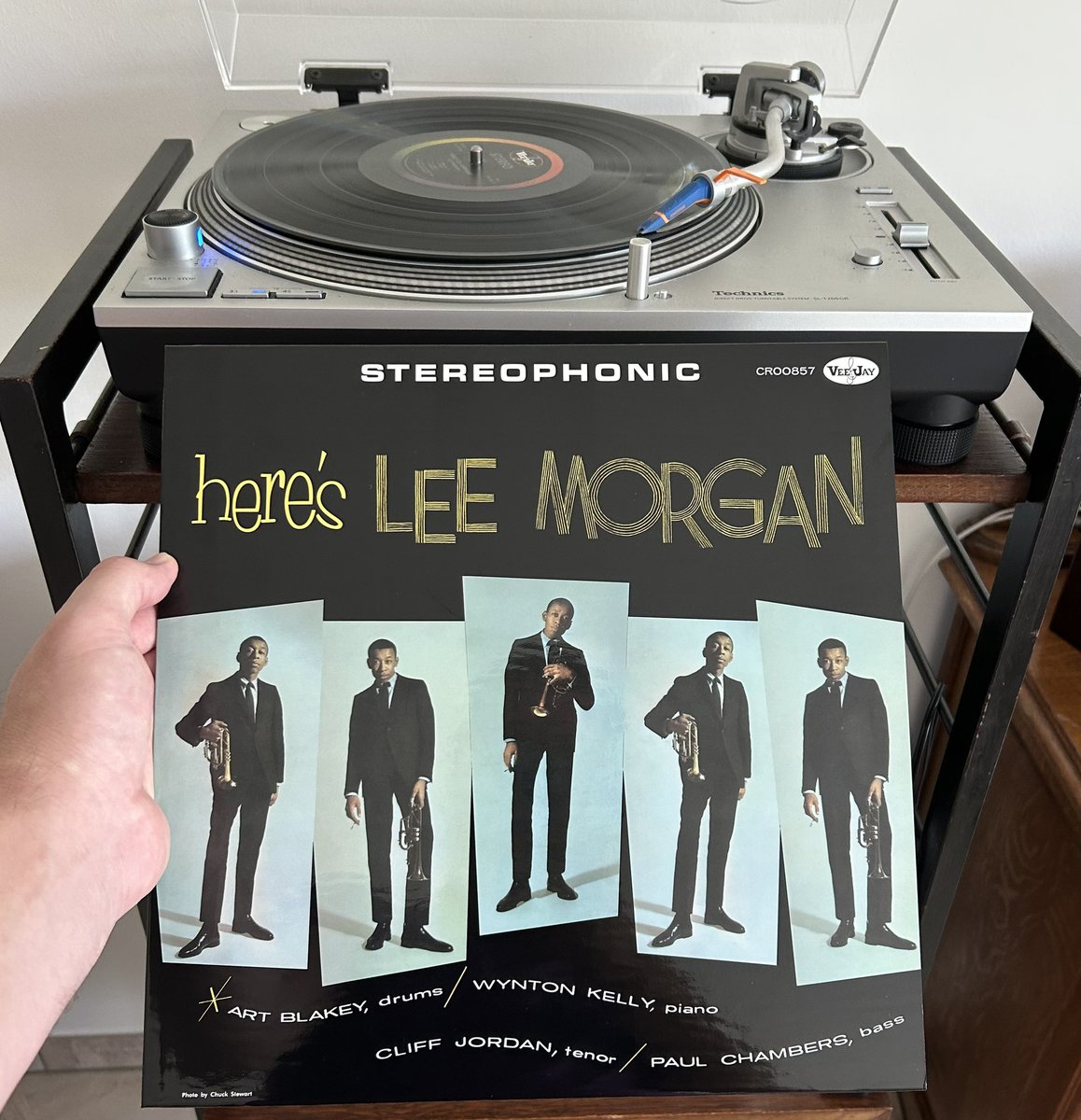 Saturday! Here’s Lee Morgan with Art Blakey, Wynton Kelly, Cliff Jordan and Paul Chambers. What a crew…