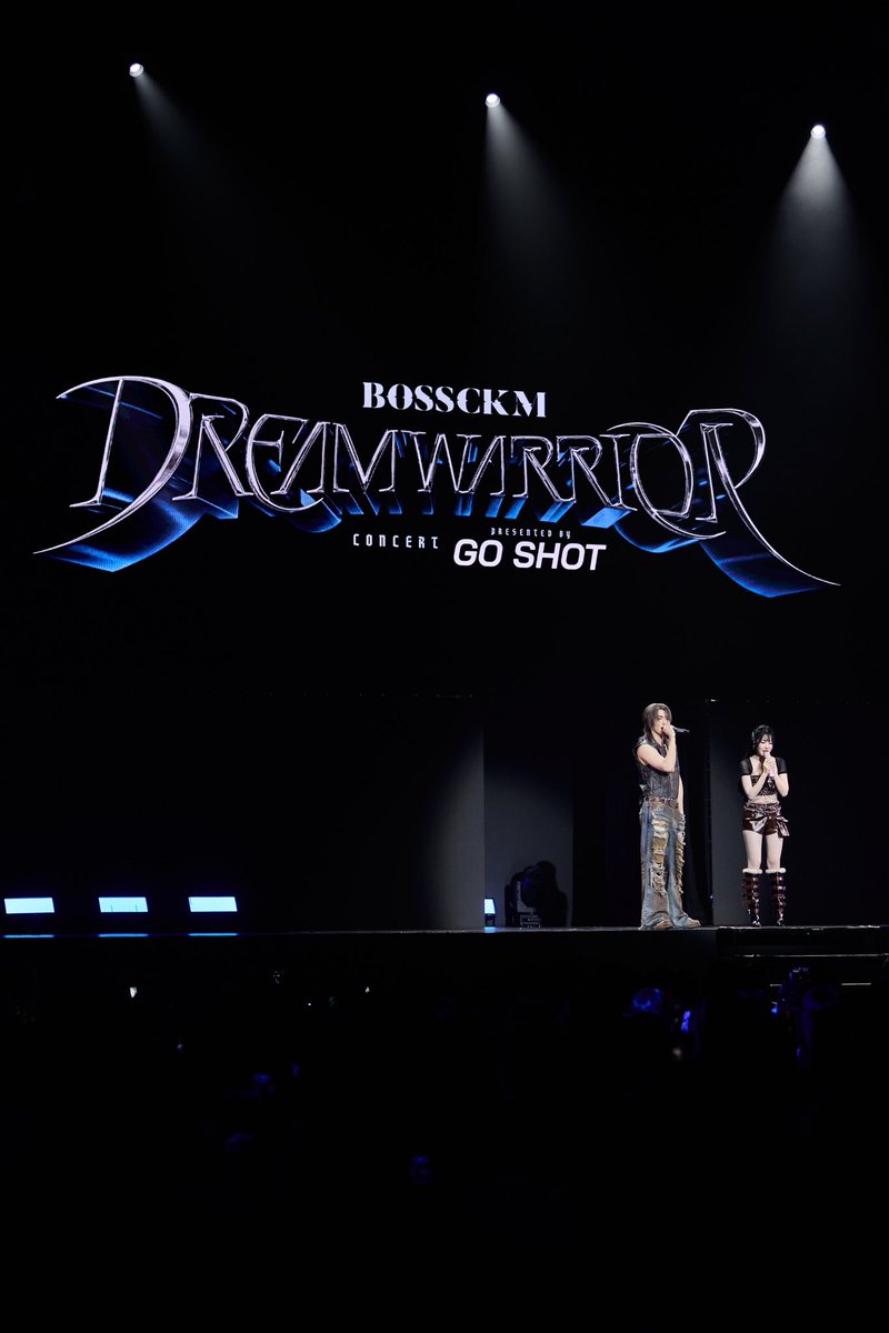 Qwinlabel's tweet image. เก็บภาพบรรยากาศของงาน #Dreamwarriorconcert ที่เบนซ์ข้าวขวัญได้ไปเป็นแขกรับเชิญ และได้การต้อนรับจากทุกคนเป็นอย่างดี🎀
#QWINLABEL #Benzkhaokhwan #BOSSCKM #ShawtyBoss #BoNoh
