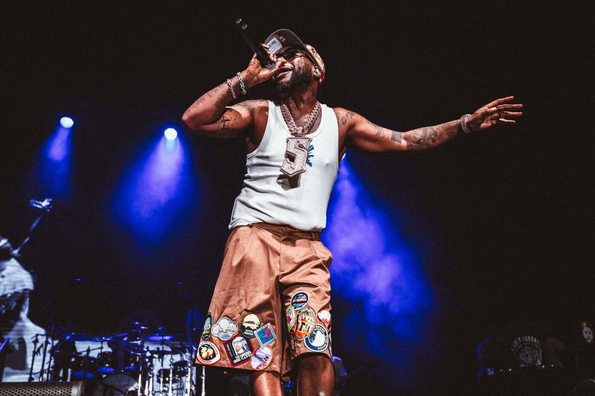 thekiaforum's tweet image. .@Davido: 5IVE ALIVE TOUR live at the Kia Forum!
(📸: @TimothyNorris / Kia Forum Photos)