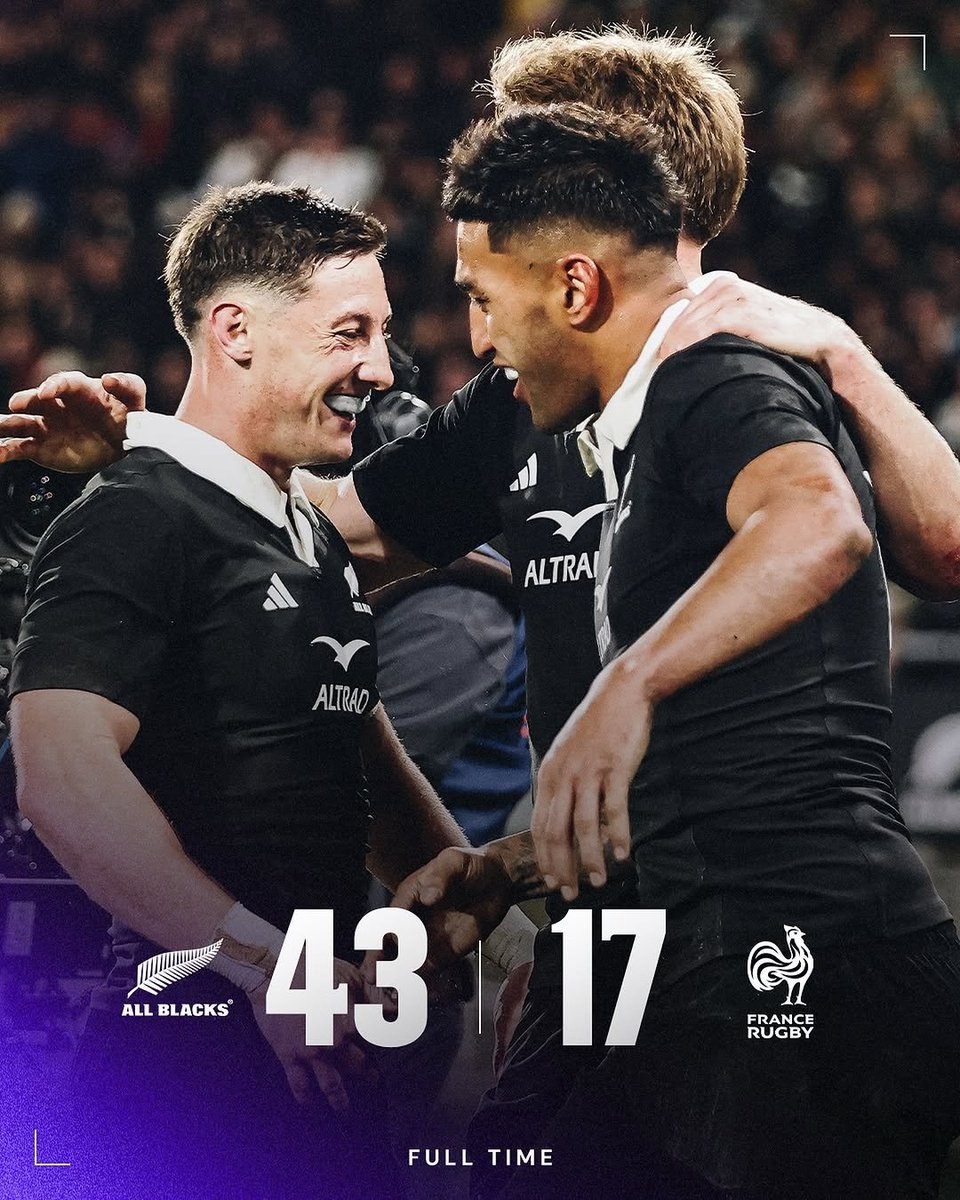 CarolRadull's tweet photo. All Blacks dominated France 43-17

Men in Blacks! 🖤 #TeamAllBlacks https://t.co/HSumxdyQXI
