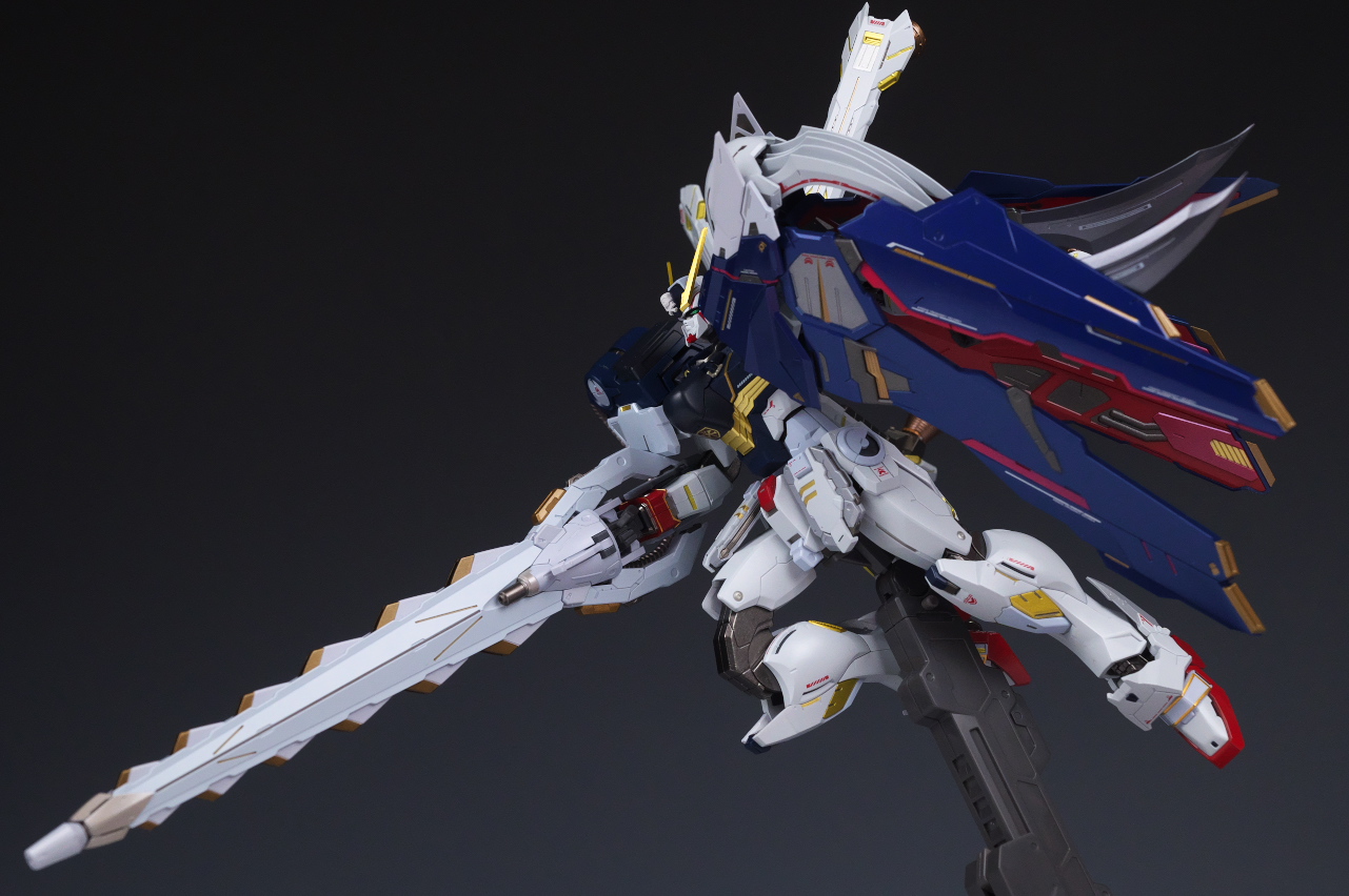 メタルビルド　クロスボーンガンダムX1 ハーフクロス　キンケドゥ搭乗仕様 METAL BUILD クロスボーン・ガンダムX1 ハーフクロス