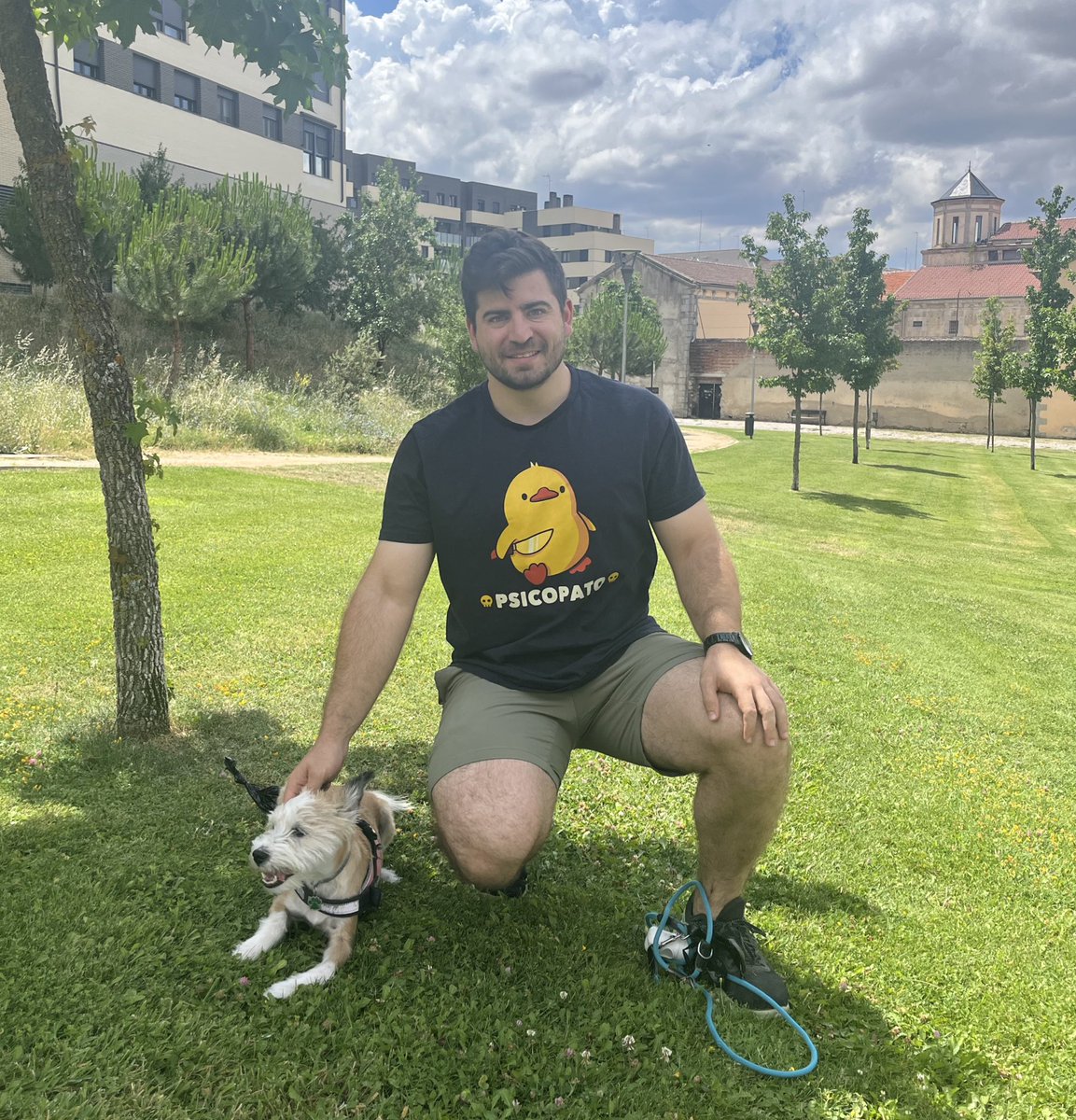 ALDEMIAL (Alejandro de Miguel Álvaro) (@aldemial) on Twitter photo Qué pedazo de camiseta me han regalado dos alumnos de TFG 🥰 Mi primer curso académico en la <a href="/UVa_es/">Gabinete de Comunicación Universidad de Valladolid</a> ha sido genial. Mucho trabajo y retos, pero el balance es muy positivo. ¡Ante todo por los alumn@s! ¡Gracias por vuestro esfuerzo y acogida! #Criminologia #PsicologiaForense Qué pedazo de camiseta me han regalado dos alumnos de TFG 🥰 Mi primer curso académico en la <a href="/UVa_es/">Gabinete de Comunicación Universidad de Valladolid</a> ha sido genial. Mucho trabajo y retos, pero el balance es muy positivo. ¡Ante todo por los alumn@s! ¡Gracias por vuestro esfuerzo y acogida! #Criminologia #PsicologiaForense