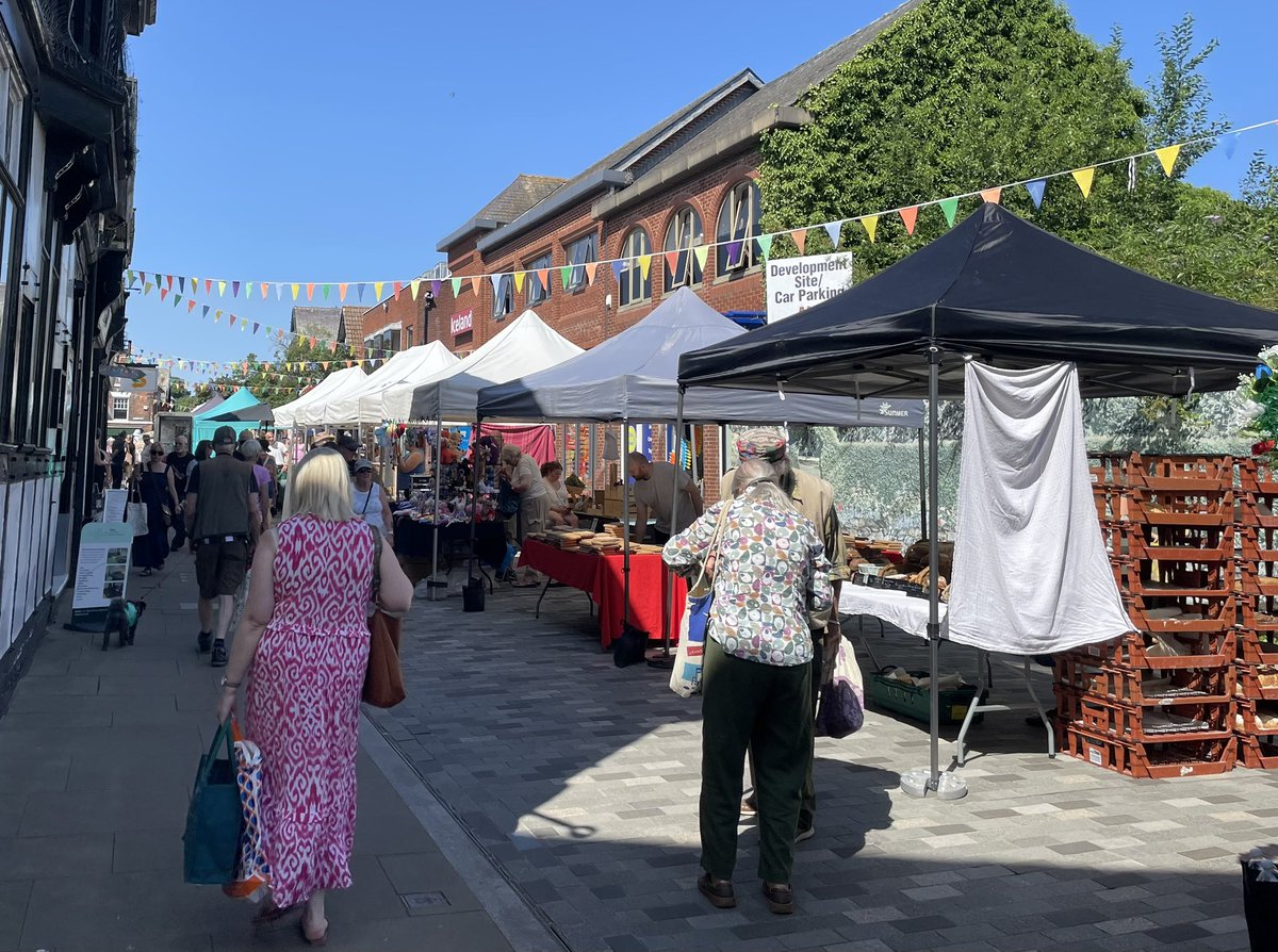 charlesfifield's tweet image. Popped in early to see the Artisan Market today in Northwich, which started way back in 2012 and continues to give the town centre a monthly boost. @_TheMarketCo #Northwich @NorthwichBID