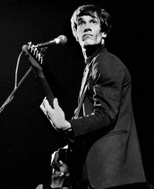 Wilco Johnson rođen na današnji dan 
Čovek koji je uneo revoluciju u sviranju gitare..bio je drugačiji..poseban..
Usput imao sam priliku da provedem ceo dan i celu noć sa njim u Beogradu.. neviđeno iskustvo 
Legenda o njemu živeće zauvek I UVEK