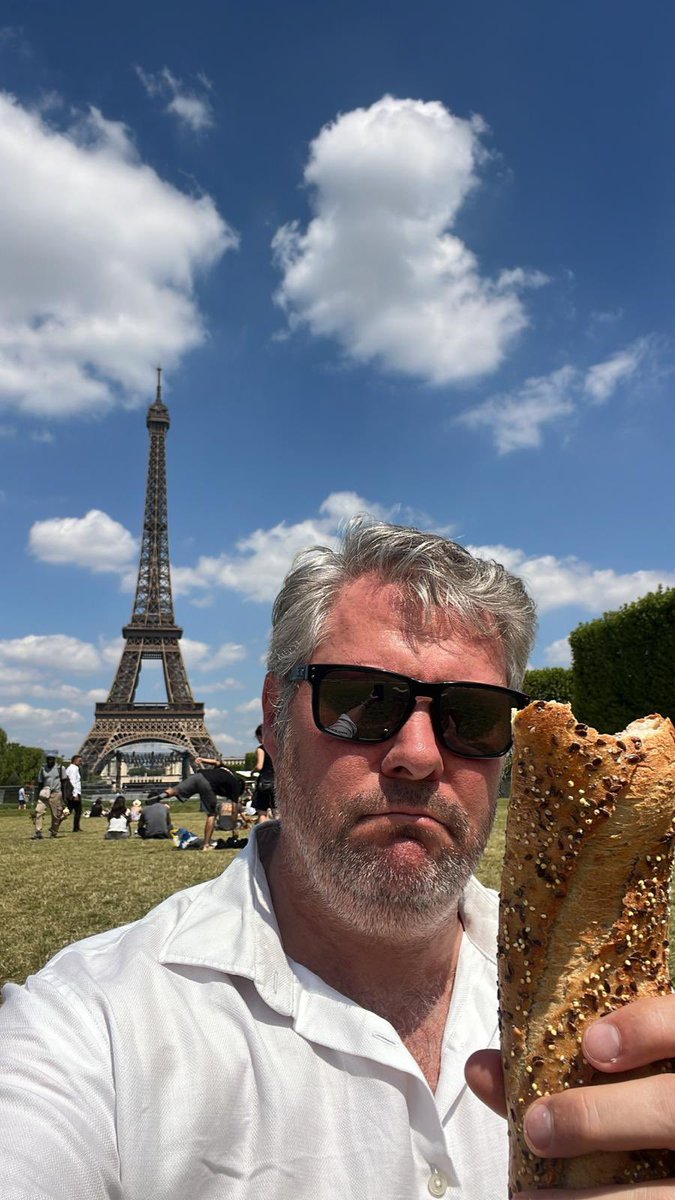 schmidtim's tweet image. Bonjour à tous!
