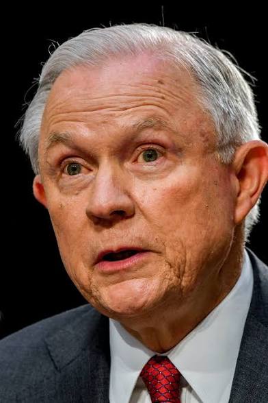 OcrazioCornPop's tweet image. President Trump has WHIFFED on all 3 Attorney Generals.
The Attorney General is the most important Cabinet selection.
WHO IS RECOMMENDING THESE PEOPLE?