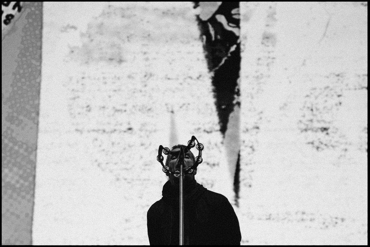 oasis's tweet image. 