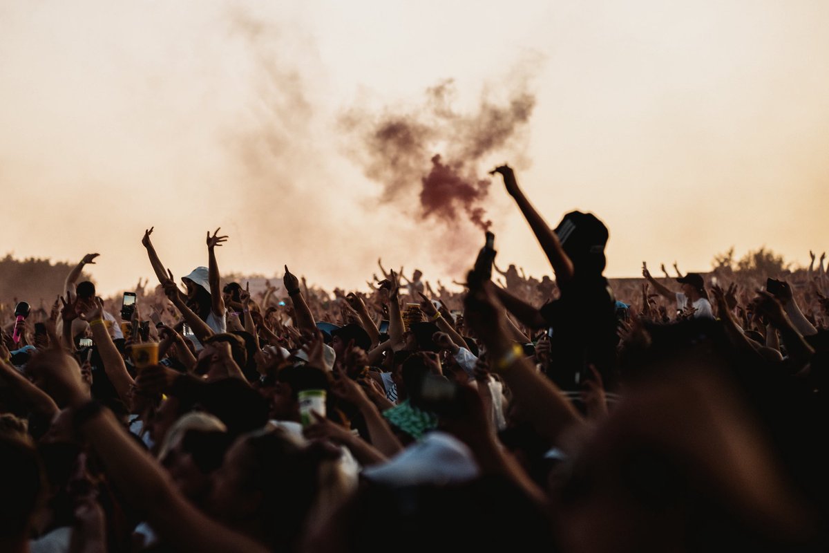 oasis's tweet image. 