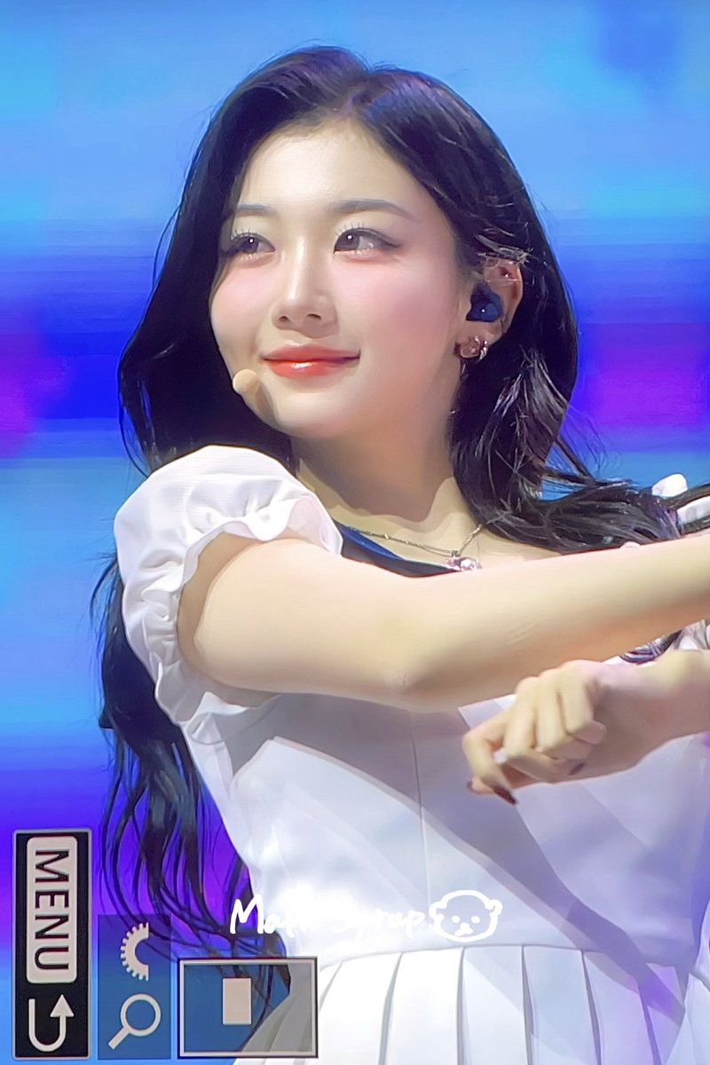 MapleSyrup_1220's tweet image. 250712 프리뷰🦦

LOVElution…보고시퍼써…🥹💗

#트리플에스 #tripleS #トリプルS 
#카에데 #Kaede #かえで #山田楓  
#단풍에게_말해줘