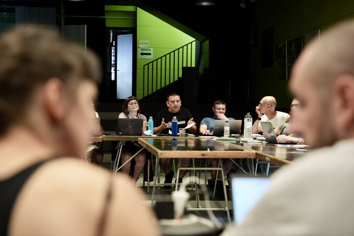 ✳️ Avui ens reunim la Mesa Nacional, màxim òrgan de direcció política de la CUP a Vallgorguina

Fem una valoració política del curs en la darrera mesa i l’activació de la sectorial d’economia i treball, entre d’altres