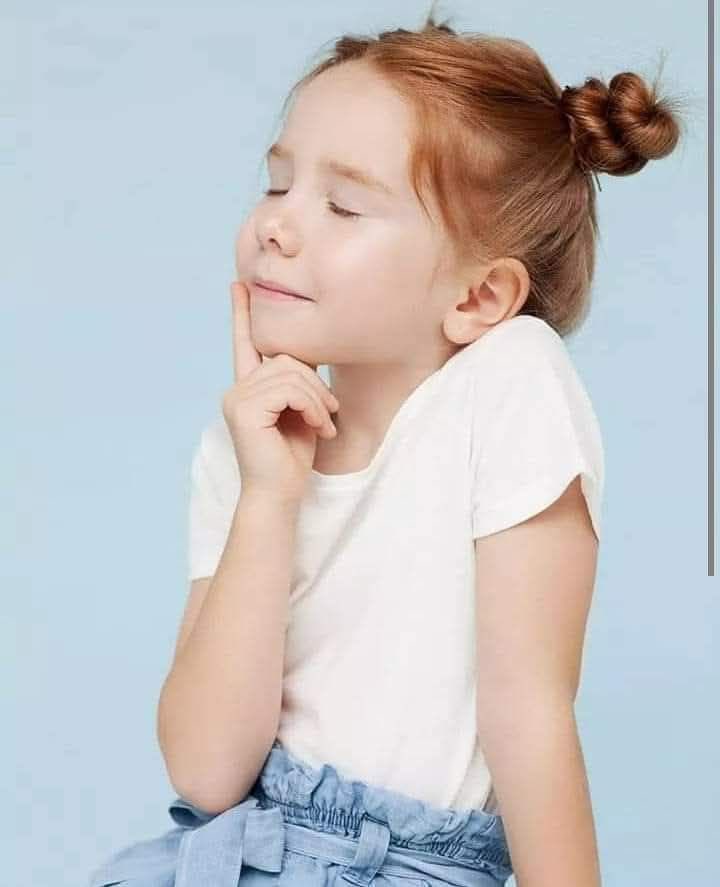 #البسطاء يمتلكون أرواح نادرة جداً ، تجدهم بمظهر متواضع لكنهم بمحتوى باهض وراقي 
ينعمون بهدوء النفس ، لأنهم يمتلكون كنز القناعة !♥️
