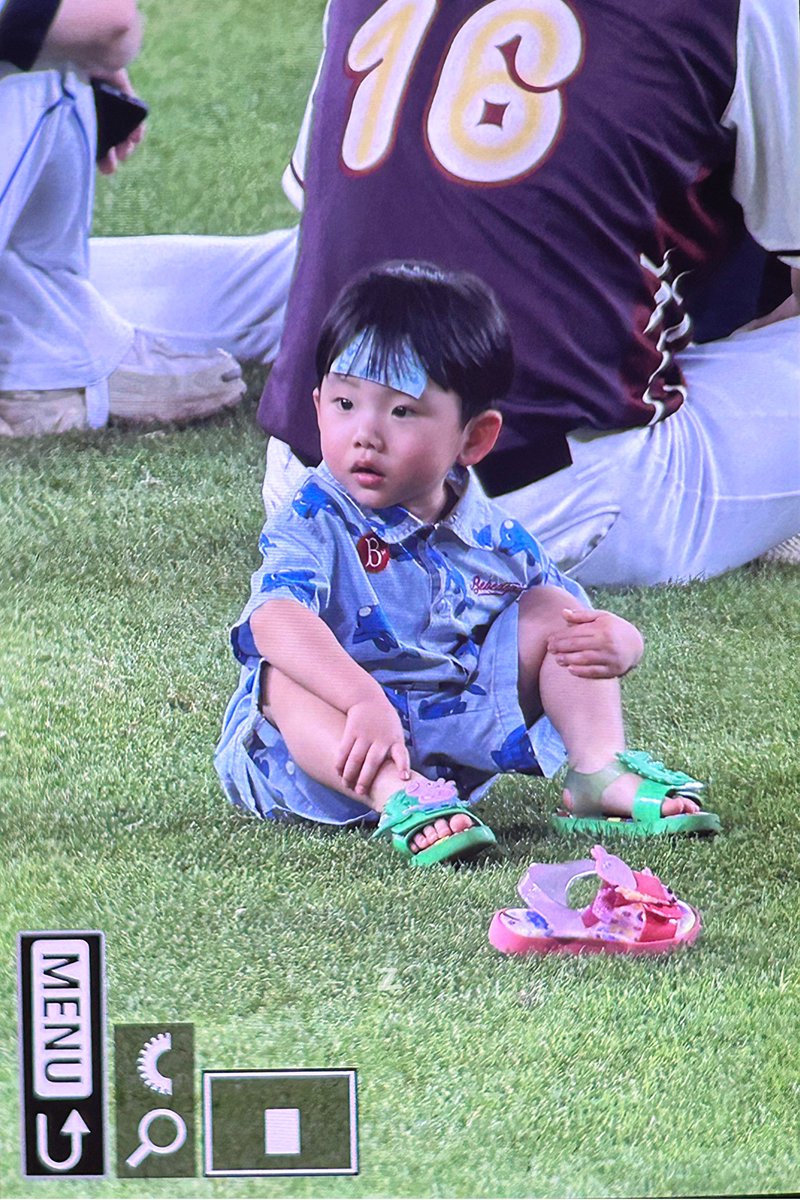 zi_story's tweet photo. 시율이 진짜 동글동글 귀여워…😭 https://t.co/K1S0c90HEb