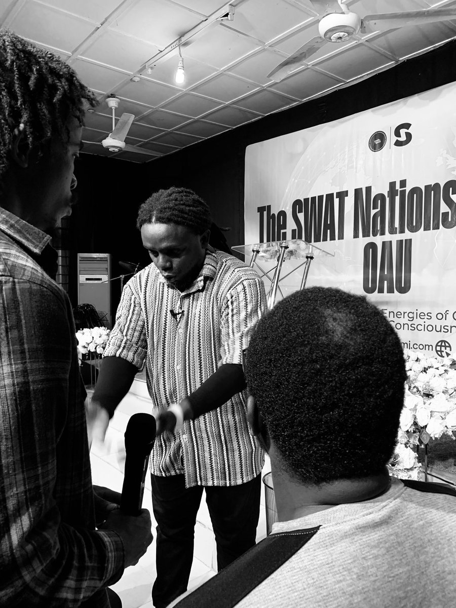 themaninileife's tweet image. The Prophet Usen MJ called out two brothers—seated in different parts of the hall—without ever meeting them before?!

This accuracy is blinding.
The precision, divine.

You can’t make this up.
This can only be God.
#TheProphetUsenMJ #WordOfKnowledge #SNCInternational