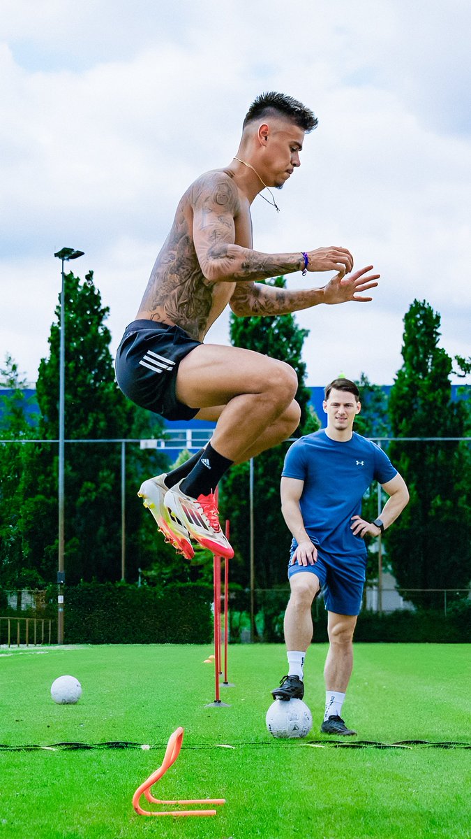 🏝️🦘 • © 📸 shotsbyds_ 

Mees Hilgers (edit.)