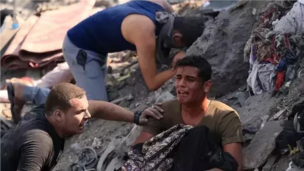 بوابة الوفد| الإغاثة الطبية بغزة: القطاع يعيش أصعب أيامه 