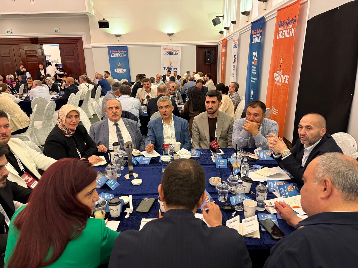 M. Salim ENSARİOĞLU (@salimensarioglu) on Twitter photo AK Parti 32’nci İstişare ve Değerlendirme Toplantısındayız. Toplantımızın ülkemize ve milletimize hayırlı sonuçlar getirmesini Cenab-ı Allah’tan niyaz ediyorum.
Genel Başkanımız ve Cumhurbaşkanımız Sn. <a href="/RTErdogan/">Recep Tayyip Erdoğan</a>’ın, AK Parti 32. İstişare ve Değerlendirme Toplantısı’nda yaptığı AK Parti 32’nci İstişare ve Değerlendirme Toplantısındayız. Toplantımızın ülkemize ve milletimize hayırlı sonuçlar getirmesini Cenab-ı Allah’tan niyaz ediyorum.
Genel Başkanımız ve Cumhurbaşkanımız Sn. <a href="/RTErdogan/">Recep Tayyip Erdoğan</a>’ın, AK Parti 32. İstişare ve Değerlendirme Toplantısı’nda yaptığı
