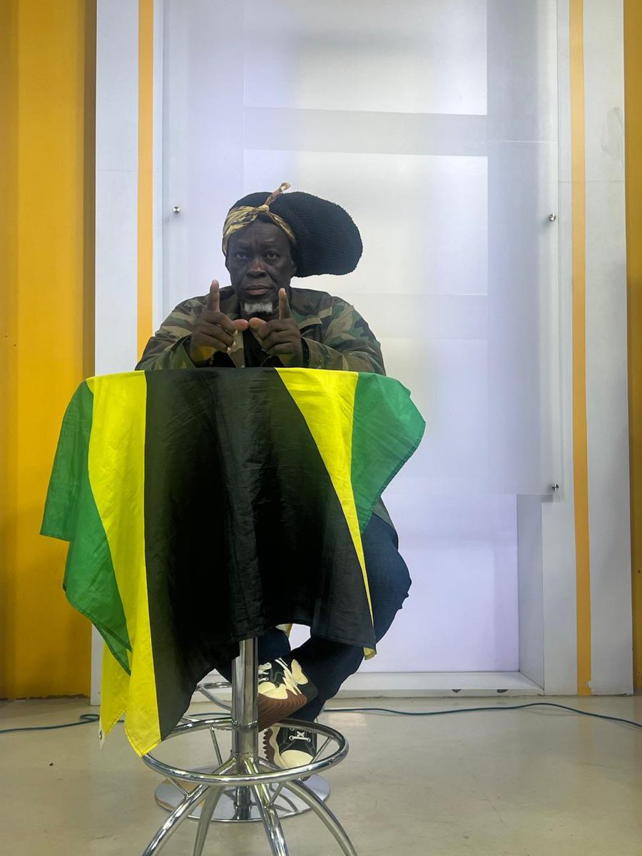 talldjsmash's tweet image. Thanks 🙏 4 watch the show #riddimvybzk24🔥🔥 @k24tv @shashamarley thanks 🙏 for the show 🆙 ,Next week sometime same station 📺