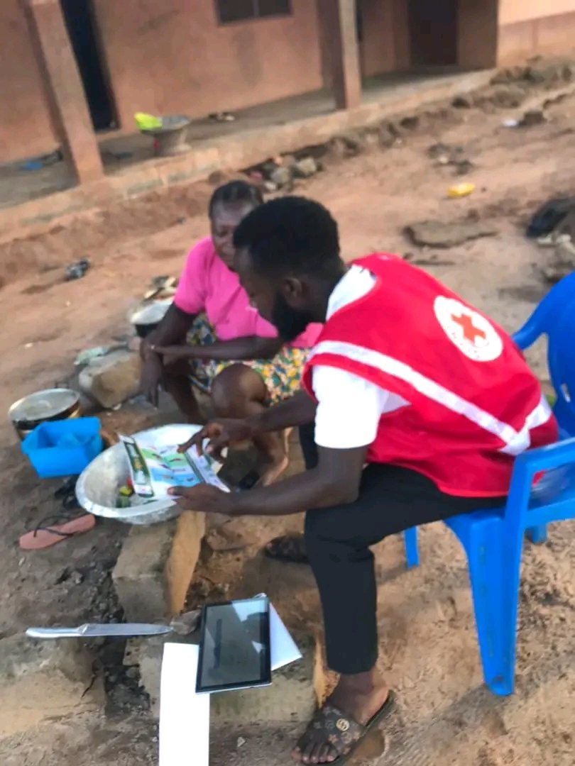 ghanaredcross's tweet photo. From busy markets to neighborhood corners, GRCS  volunteers are delivering Mpox awareness one voice at a time.
#MpoxPrevention #StopMpox #MpoxAwareness #MpoxAway @ICRC_Africa @IFRC_DREF @IFRCAfrica @ifrc @ICRC https://t.co/EjWRLZF390