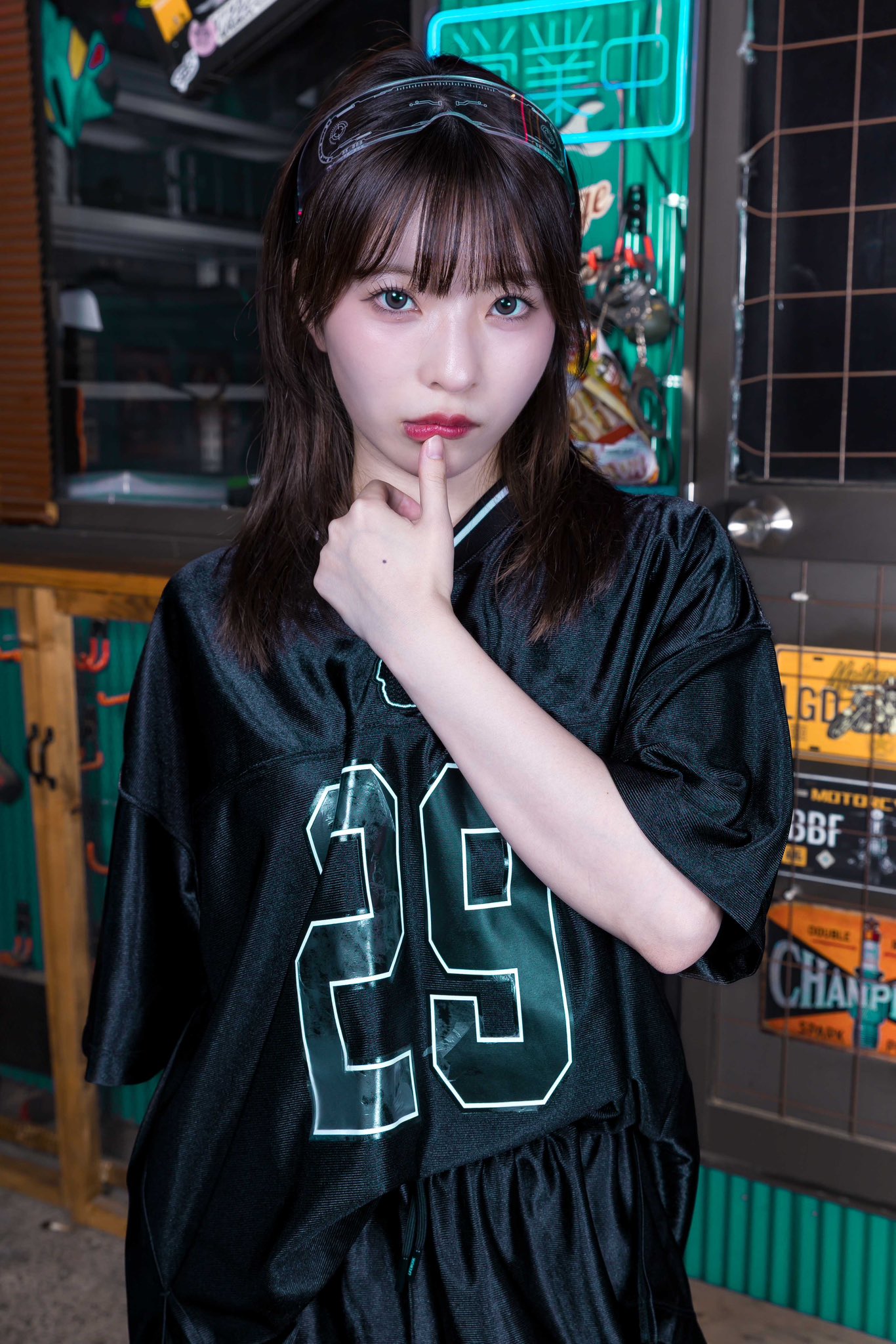 ⚘⠜　ちさ ⠀ ⠀ ⠀ ⠀ 前に描いたイラストのアイコン用🍞🤍🌼 ⠀ ⠀