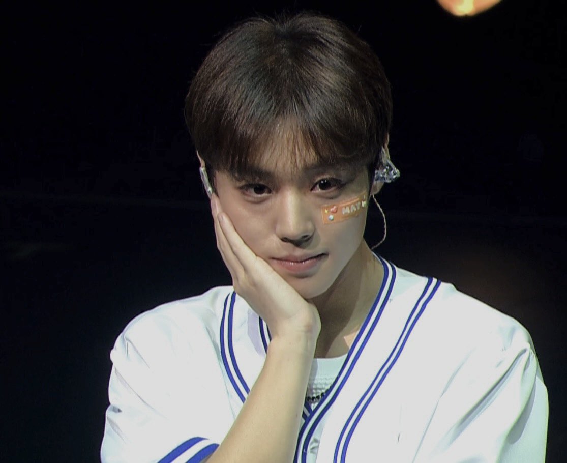 안방1열 힘냈어 

#PARKJIHOONFANMEETING #박지훈