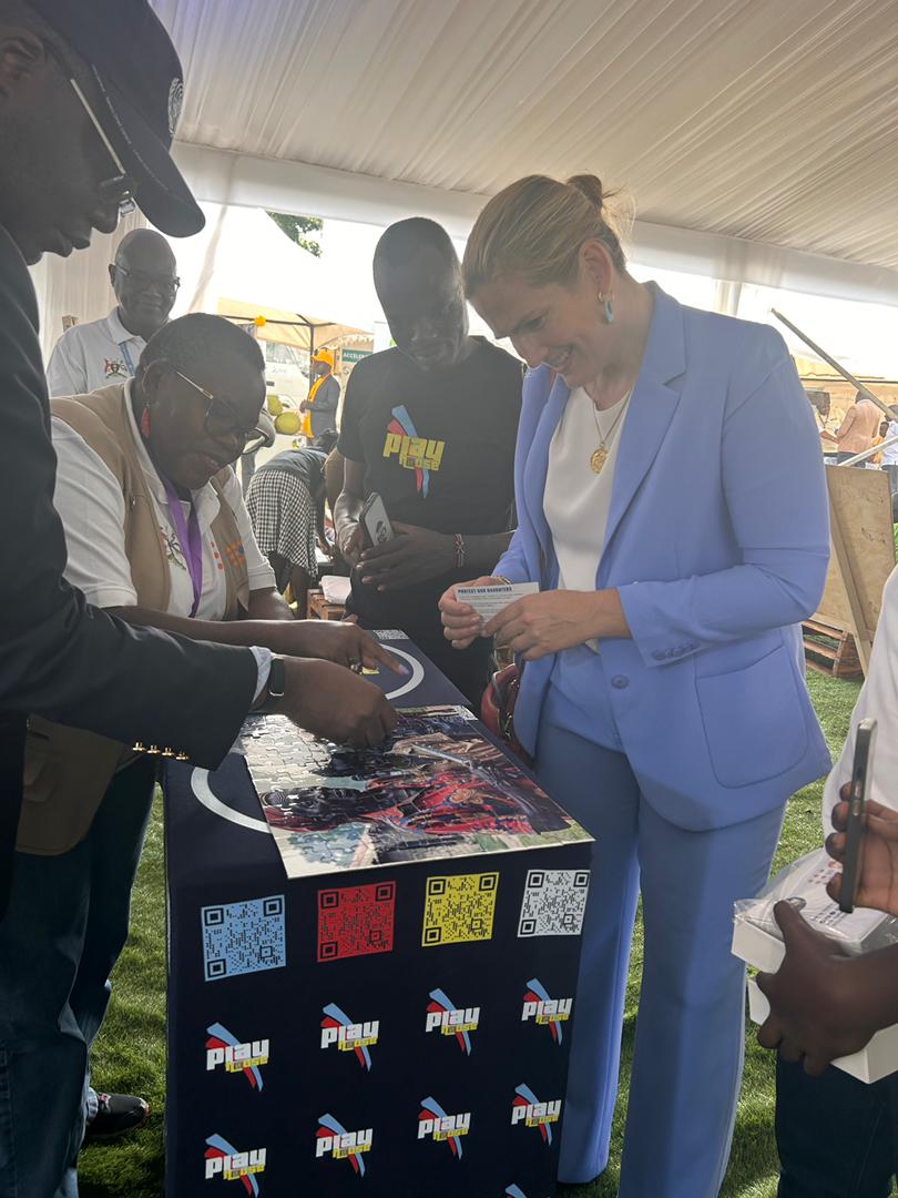 NLinUganda's tweet image. The Netherlands attended @WorldPopulationDayUganda2025 yesterday at Kayunga District. Now is the time to empower families and communities to take charge of their health. Team EU in Uganda remains committed to promoting health and wellbeing for all.