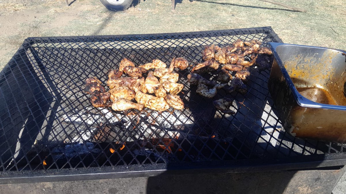 MrChickenEnter1's tweet image. Here is to our first week. Day to day runnings of this kitchen taught me that We really need Farmers, especially those who produce vegetables.
Anyway, we have created a chain for chickens that we produce at our Farm. We do chicken dust, and yes we only sell chicken.