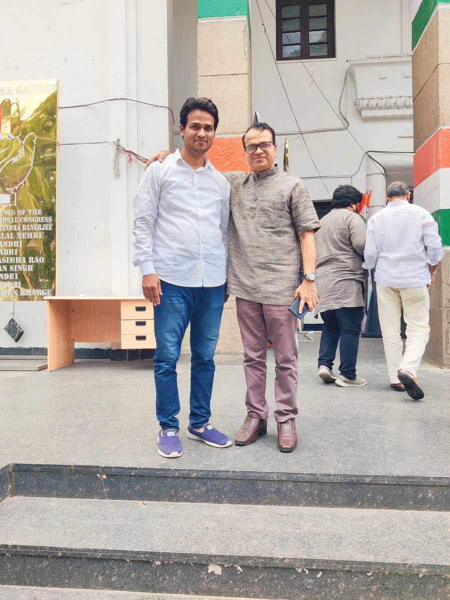 Congresszaheer's tweet photo. Honored to meet with  @DrRiyazWgl Chairman, Telangana Grandhalaya Parishad Government Of Telangana TPCC OfficialSpokesperson https://t.co/NeWyI2t3sa