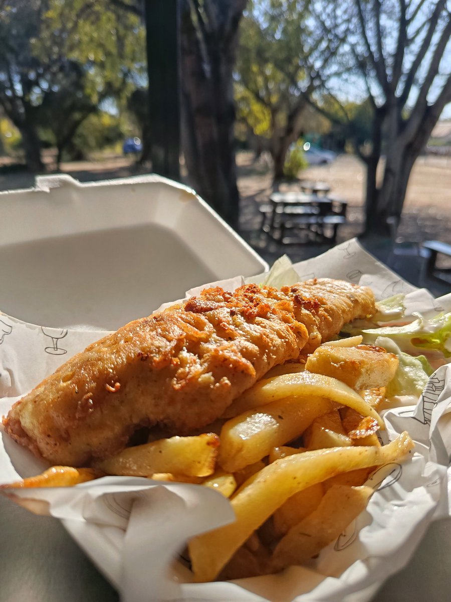 Creative_RayBw's tweet photo. Phase 4 next to Leobah bar.
Fish and chips -P60.00
Burger and chips -P40.00
72823139/71850152 Place an order or just show up. We start serving at 12 noon till late! https://t.co/ksRBvNGtVP