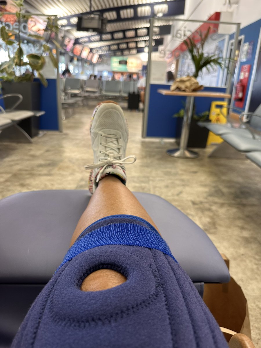 It’s gig weekend!  Today Alyson Moyet (thought it was <a href="/_blancmange_/">blancmange</a> <a href="/TheHumanLeague/">The Human League</a> &amp; her (yep I’ve  cocked up again 😂😂😂) and <a href="/JeffLynnesELO/">Jeff Lynne's ELO</a> on Sunday (everything crossed for him). Knee is strapped up (torn meniscus &amp; popliteal cyst) sun lotion on &amp; hat&amp; uv umbrella