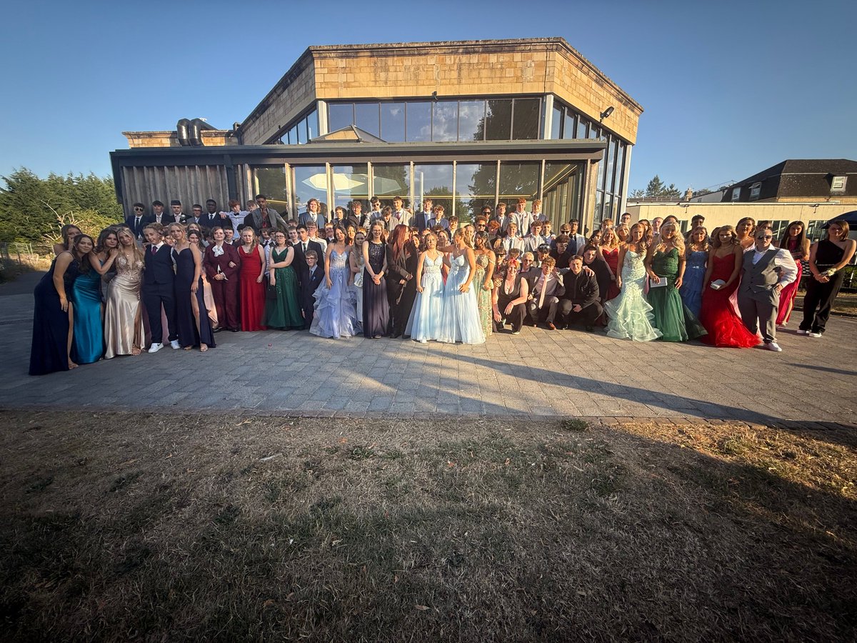 A wonderful ‘warm’ send off for our cohort 2025. It was so special to have you all together for our final celebration. We have loved watching you all grow over the last 5 years and you all looked so beautiful at Prom. The video will follow next week. 

Enjoy your summer #c2025