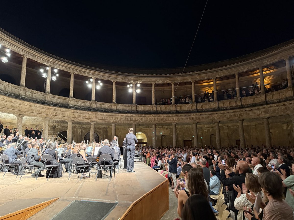 cbarrigos tweet media