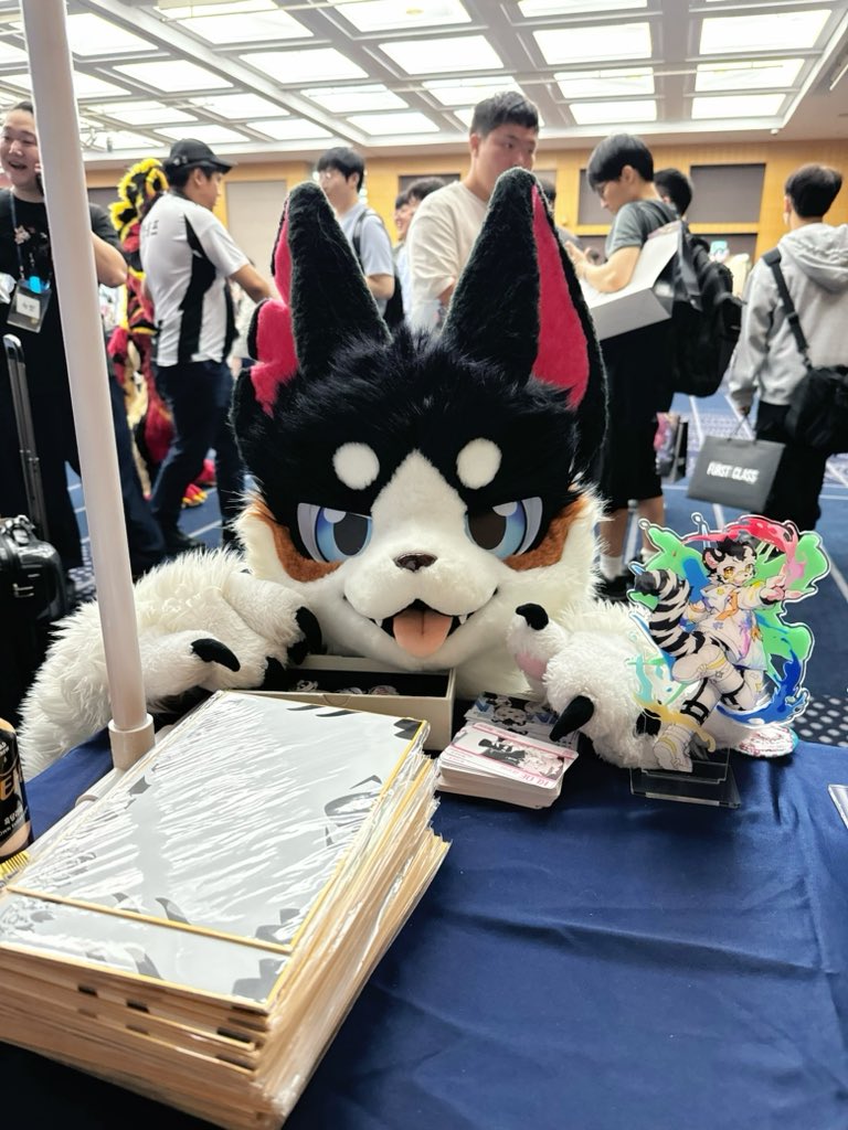 FurryGintan's tweet image. ブースに可愛い子が２匹います！