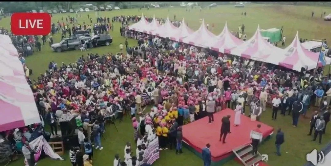 Mimi ni noma si noma, mimi ni faya si faya, mimi ni moto si moto,
Yesterday's  'mega' empowerment by Co-president Farouk Kibet and Dp Kindiki in Trans-Nzoia county.
People are literally sick and tired with Untenable narratives.