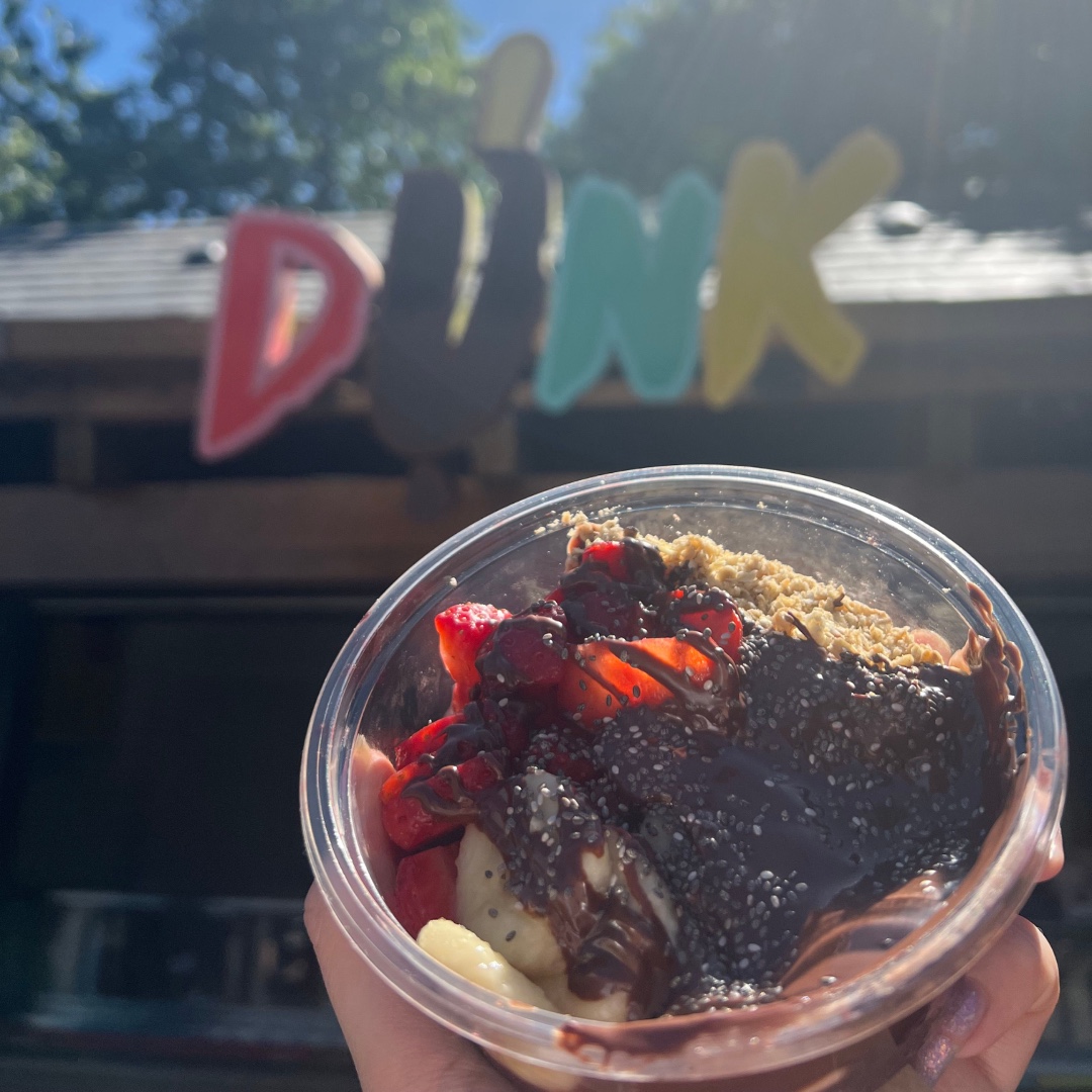 This heat’s got nothing on Dunk's açai bowls 😎❄️