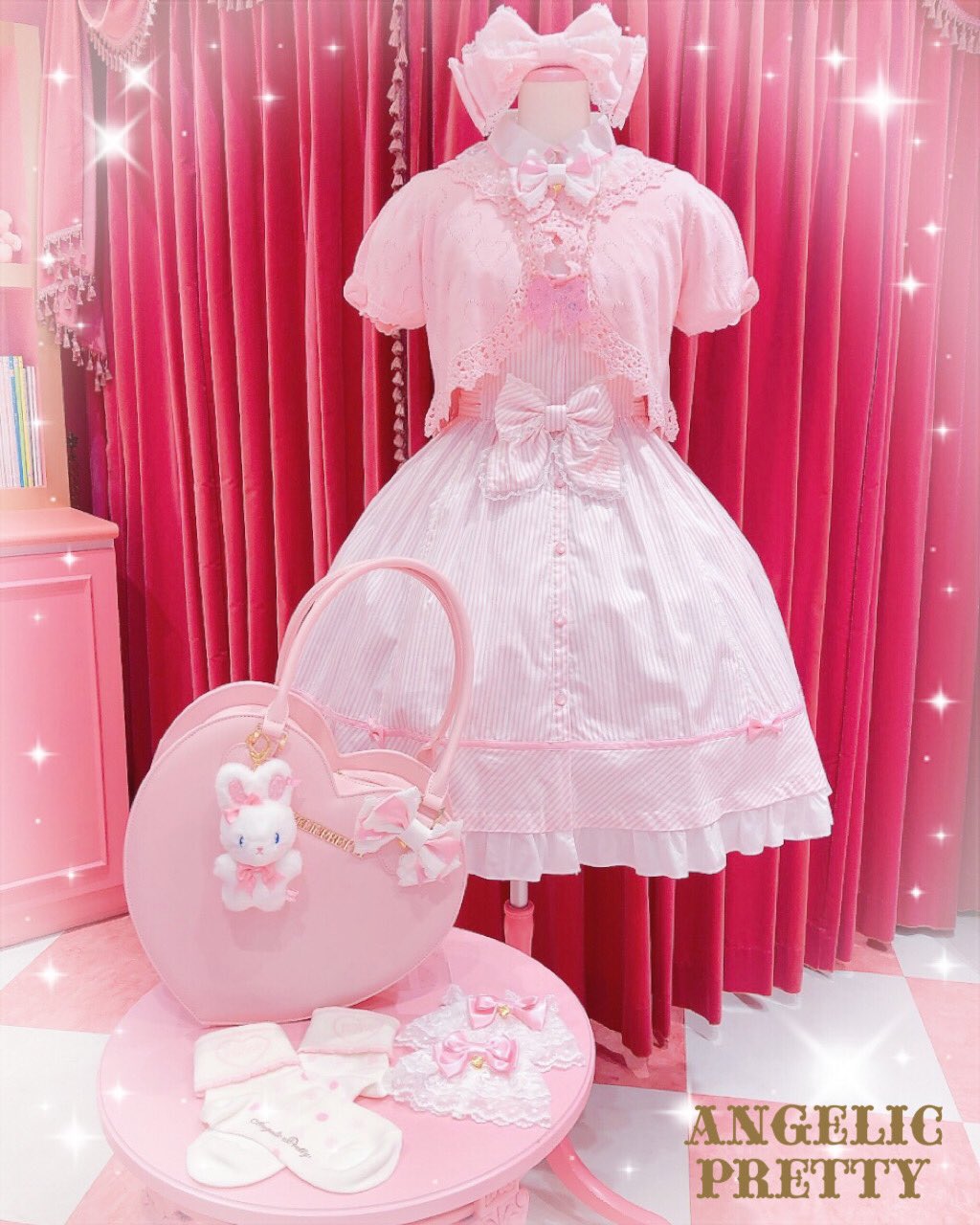 Anglic Pretty メリーゴーランド柄 ワンピース ピンク Anglic Pretty メリーゴーランド柄 ワンピース ピンク