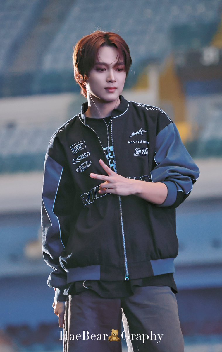 HaeBearGraphy's tweet image. 250712 드림쇼4 사첵
#해찬 #HAECHAN #NCTDREAM