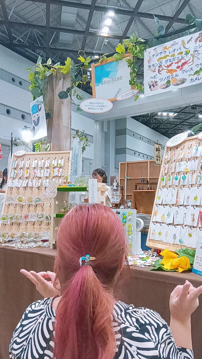 sacchichi's tweet photo. #デザインフェスタ61 @designfesta 
#デザフェス戦利品 #デザフェス
青レオパ買いました
爬虫類中心に動物などをレジンで1から作り上げている😍かわいい作家さん
@resin_REmiBEBE #デザフェス61リポスト https://t.co/aD6AyYwqif