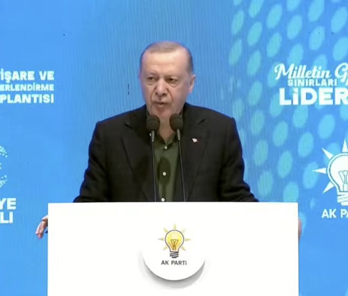 🔴#SONDAKİKA | Cumhurbaşkanı Erdoğan: 

Biz; AK Parti, Milliyetçi Hareket Partisi ve DEM Partisi üçlü olarak bu yola beraber yürümeye kararı verdik.