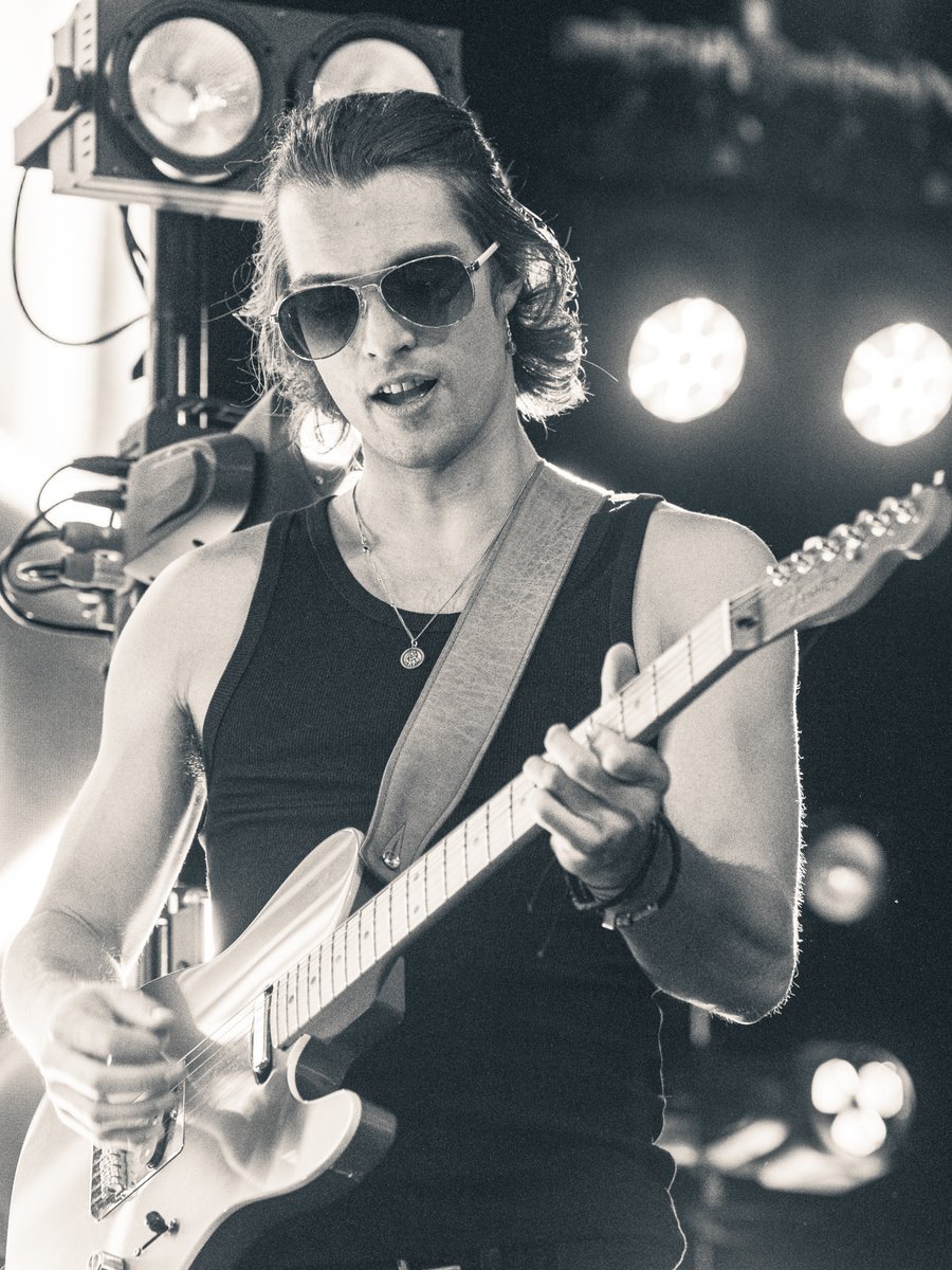 Z70 Photography tweet media