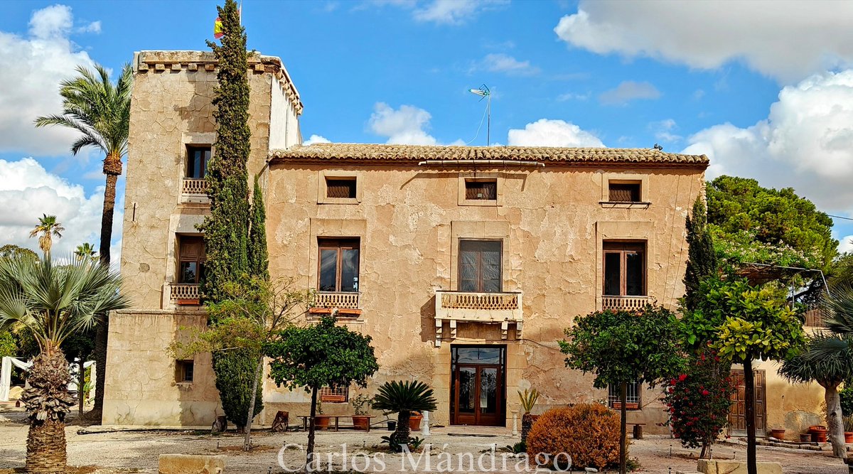 𝙁𝙞𝙣𝙖𝙡𝙞𝙨𝙩𝙚𝙨 del 📷 ℂ𝕠𝕟𝕔𝕦𝕣𝕤 𝕗𝕠𝕥𝕠𝕘𝕣à𝕗𝕚𝕔 '𝔼𝕝 ℂ𝕒𝕞𝕡 𝕕’𝔼𝕝𝕩' 
🗝️ Cases senyorials del Camp d'Elx 🌴📸

8️⃣ Torre del Retor - Jubalcoi - Carlos Martínez Canales

#campdelx #concursfotografic #Elx #Elche